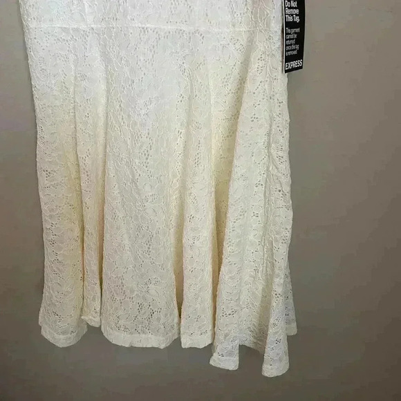 Express Cream Lace Dress Size Medium - Picture 13 of 15